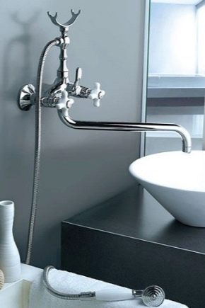  Bathtub faucet with long spout: features and nuances of choice