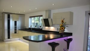  Kitchen design with bar counter