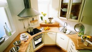  Depth of the upper kitchen cabinets