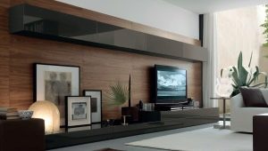  TV 아래의 벽은 현대적인 스타일입니다.