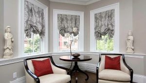  Short curtains in the living room interior: features of choice
