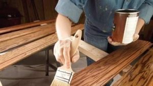  लकड़ी के लिए एक्रिलिक लाह की विशेषताएं