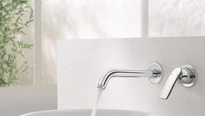  Choosing a wall mounted sink faucet