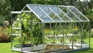  Methods for the manufacture of greenhouses from metal profiles