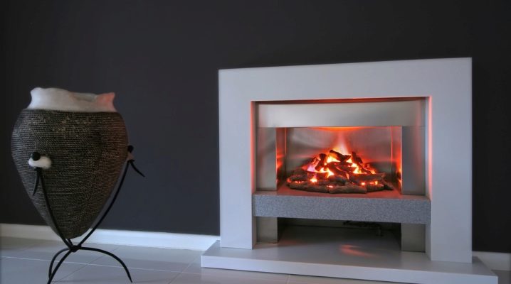  Electric fireplaces with live flame effect