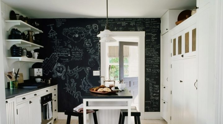  How to decorate the wall in the kitchen