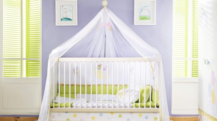 Canopy for a children's bed