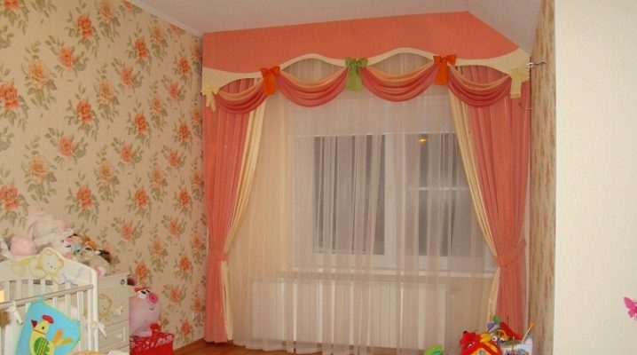  Curtains in the nursery with their own hands