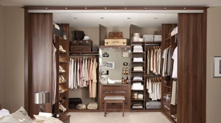  Built-in closet do-it-yourself