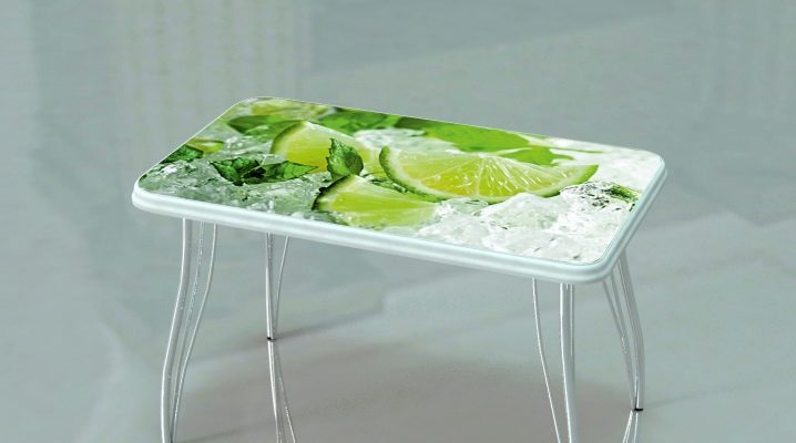  Kitchen tables with photo printing