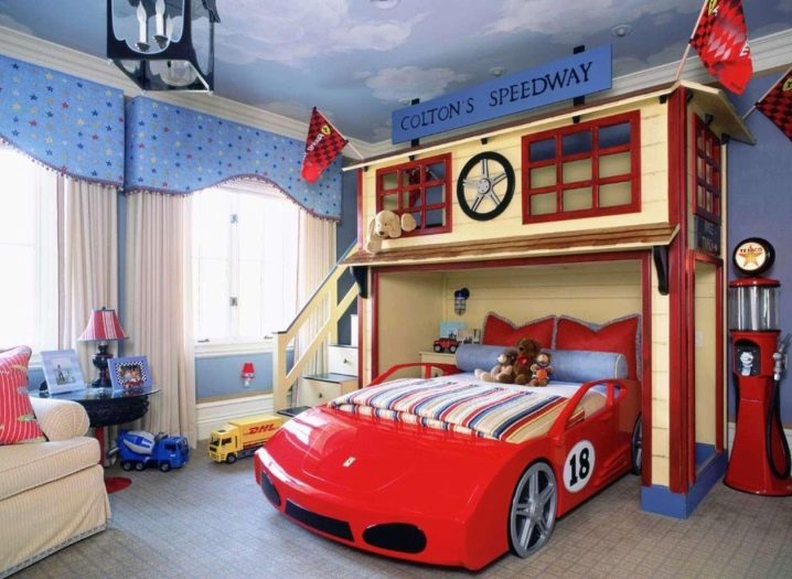 سرير أطفال لصبي 85 صورة سرير أطفال في شكل منزل في غرفة لطفل يبلغ من العمر 4 سنوات فما فوق